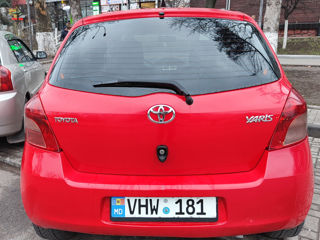 Toyota Yaris foto 6