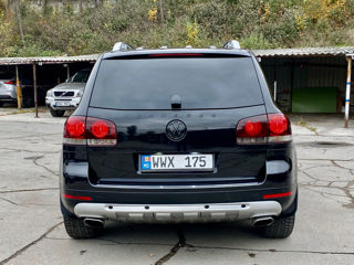 Volkswagen Touareg foto 6