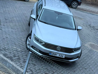 Volkswagen Passat foto 3