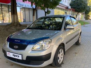 KIA Rio foto 2