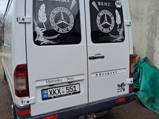 Mercedes Sprinter foto 1