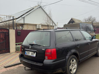 Volkswagen Passat foto 3