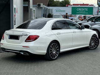 Mercedes E-Class foto 5