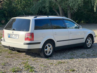 Volkswagen Passat foto 4