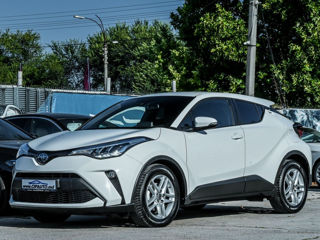 Toyota C-HR foto 1