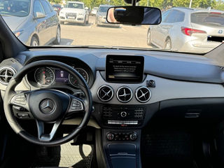 Mercedes B-Class foto 5