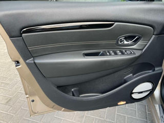 Renault Grand Scenic foto 17