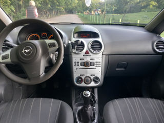 Opel Corsa foto 8