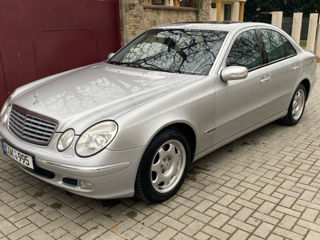 Mercedes E-Class foto 6