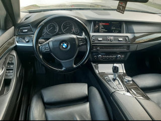 BMW 5 Series foto 8