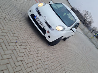 Nissan Micra foto 6