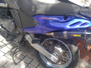 Aprilia Pegaso 650FI foto 5