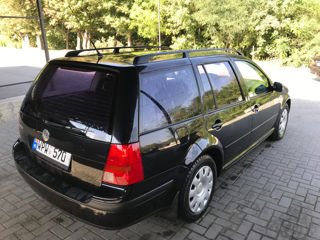 Volkswagen Golf foto 4