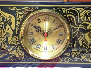 Настольные часы янтарь (СССР)