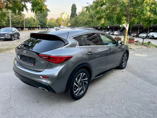 Infiniti QX30 foto 3