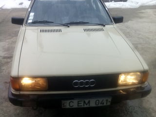 Audi 80 foto 3