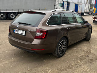 Skoda Octavia foto 2