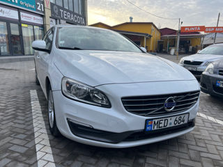 Volvo S60 foto 2