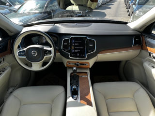 Volvo XC90 foto 8