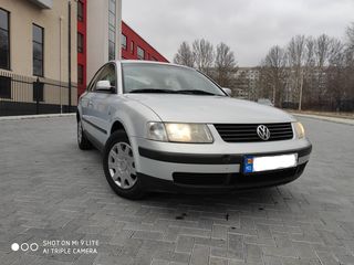 Volkswagen Passat foto 2