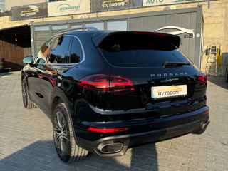 Porsche Cayenne foto 3