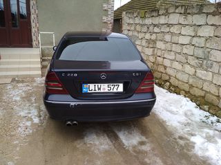 Mercedes C Class foto 7