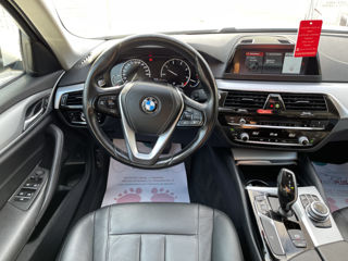 BMW 5 Series foto 9