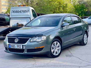 Volkswagen Passat foto 2