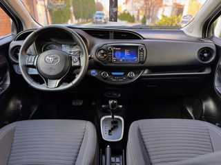 Toyota Yaris foto 7