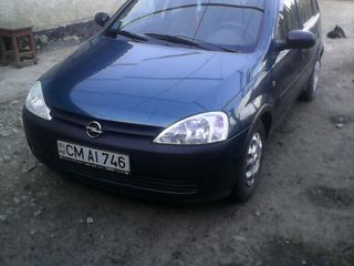 Opel Corsa foto 1