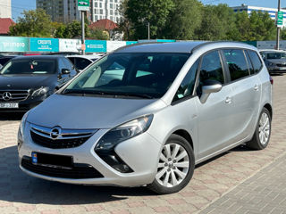 Opel Zafira foto 1