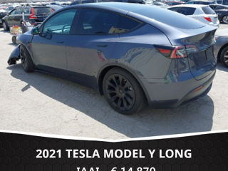 Tesla Model Y foto 5