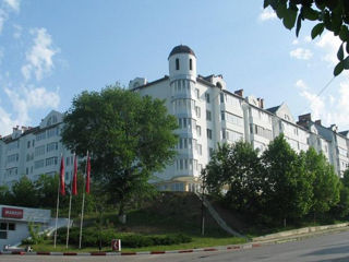 Apartament cu 4 camere, 200 m², Buiucani, Chișinău