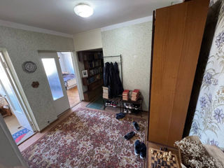 Apartament cu 2 camere, 53 m², Botanica, Chișinău foto 2