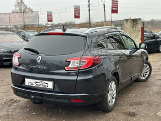 Renault Megane foto 2