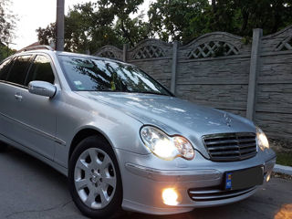 Mercedes C Class foto 1