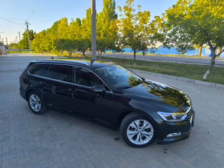 Volkswagen Passat foto 4