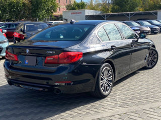 BMW 5 Series foto 3