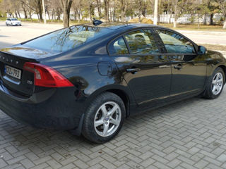 Volvo S60 foto 6