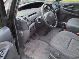 Toyota Previa foto 9