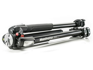 Штатив Manfrotto MT055XPRO3 Алюминиевый штатив. Новый. foto 2