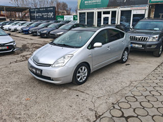 Toyota Prius foto 4