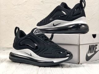 Nike Air Max 720 Black & White bl foto 1