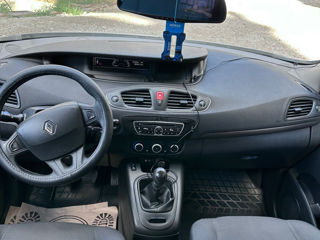 Renault Grand Scenic foto 6