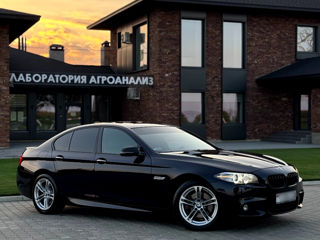 BMW 5 Series foto 2