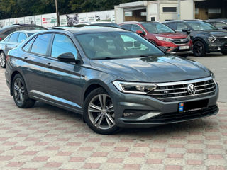 Volkswagen Jetta foto 4