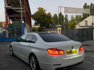 BMW 5 Series foto 4