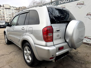 Toyota Rav 4 foto 3