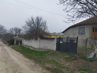 Vând casă în satul Pașcani,r.Criuleni