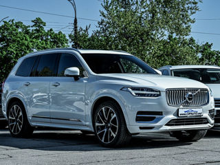 Volvo XC90 фото 1